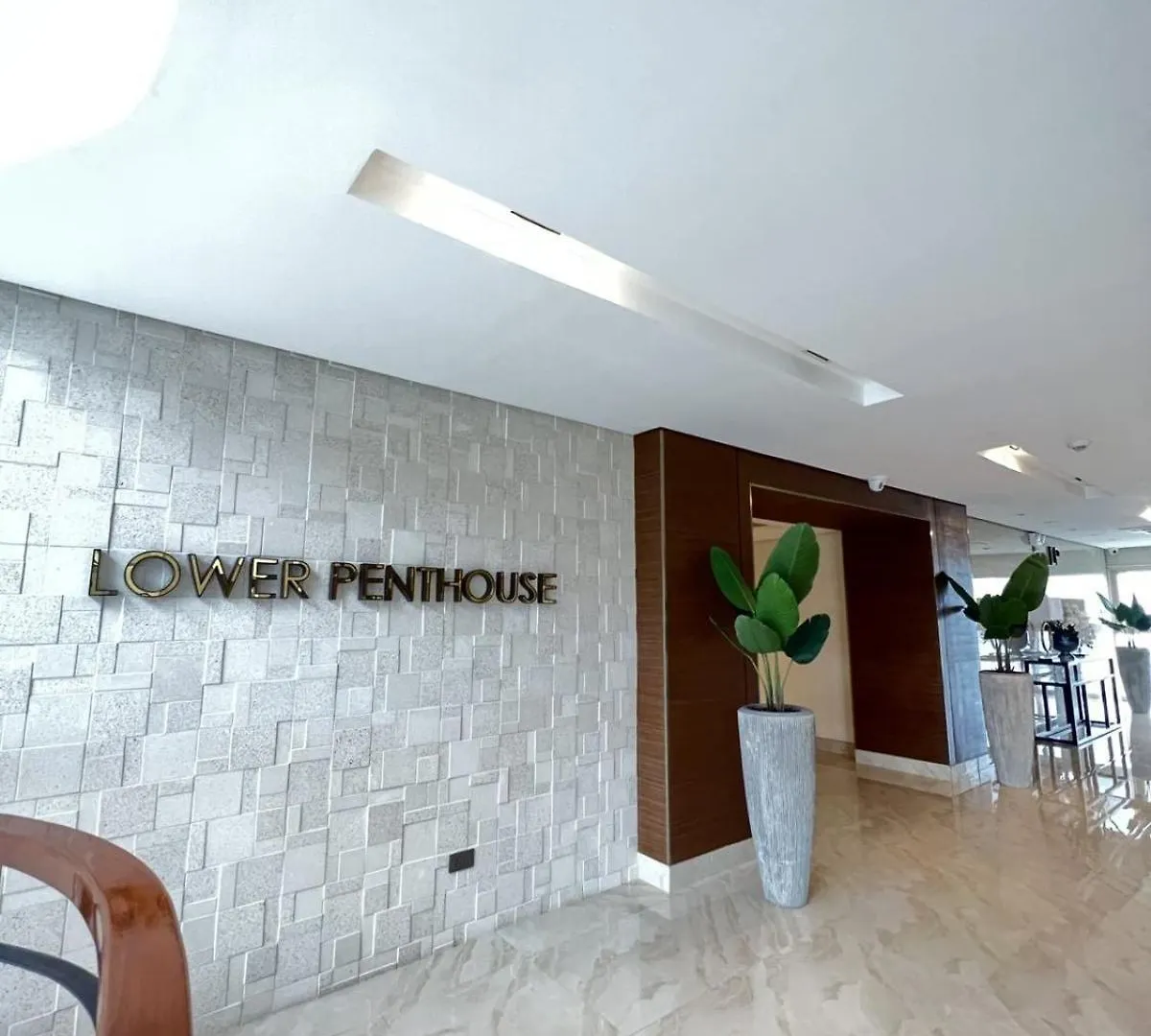 2Br Solana Suite 4 At Coast Residences Manila