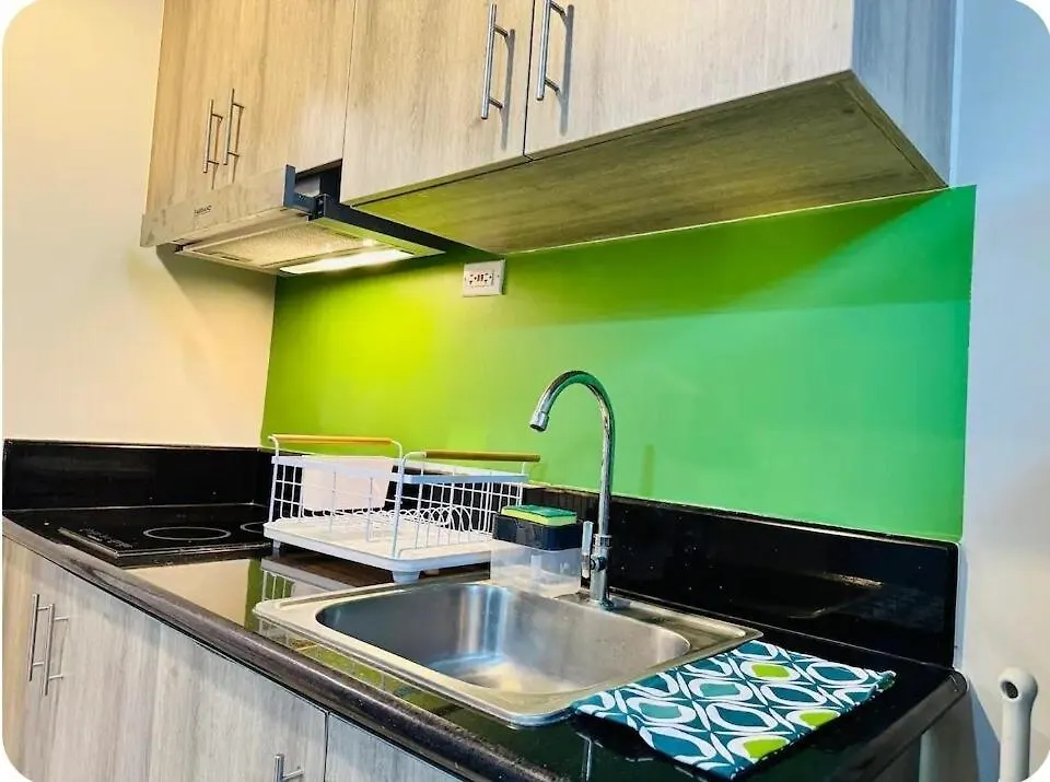 2Br Solana Suite 4 At Coast Residences Manila 0*,