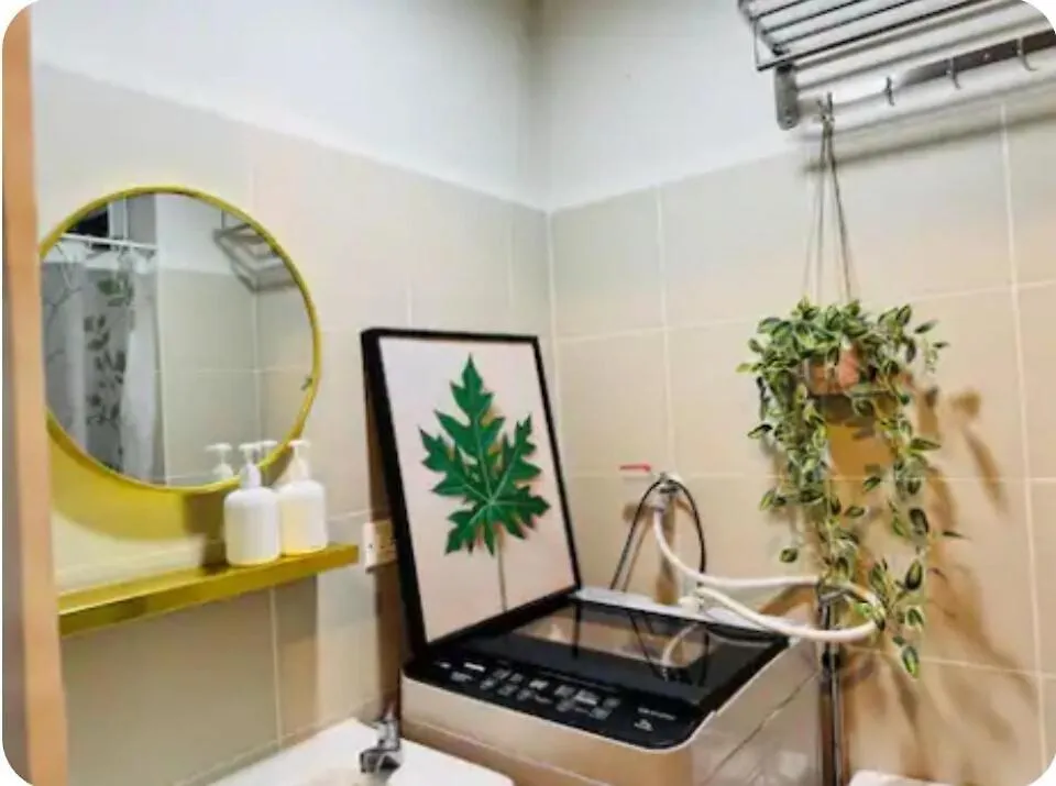2Br Solana Suite 4 At Coast Residences Manila 0*,  Philippines