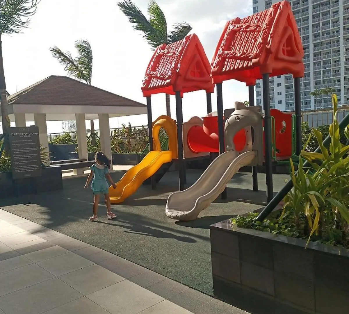 2Br Solana Suite 4 At Coast Residences Manila